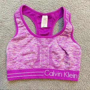 🦙🦙Calvin Klein Sports Bra🦙🦙
